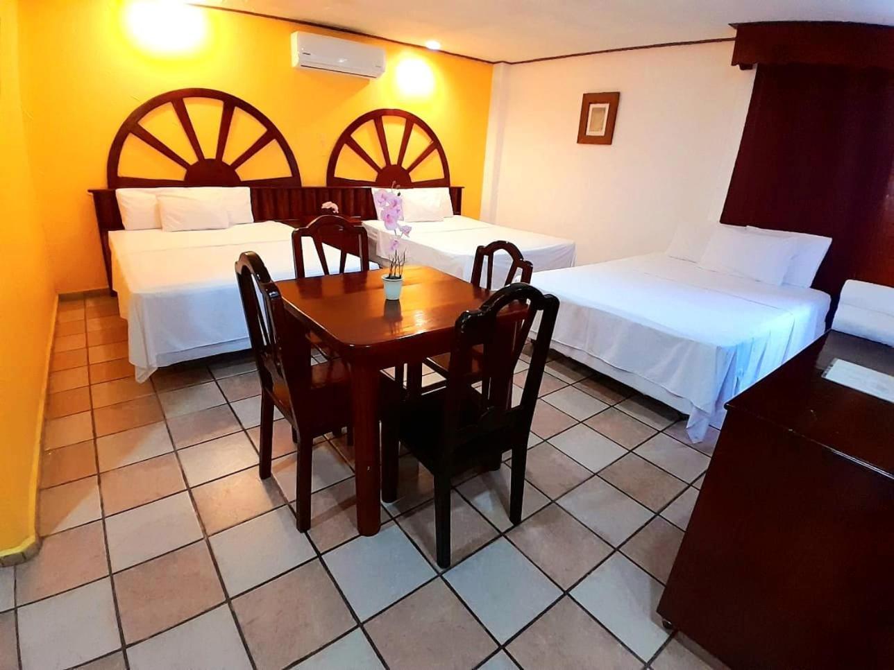 Hotel Esmeralda Poza Rica Luaran gambar